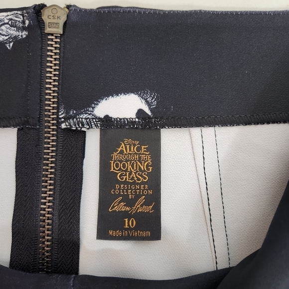 Alice Through the Looking Glass Black Cheshire Cat Skirt-Size 10 - Picture 5 of 6
